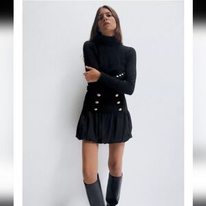 ZARA | Women's Black w/ Faux Gold Button Balloon Mini Skirt NWOT